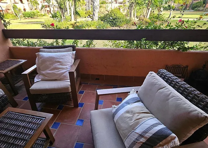 Modern 2br Second Line Marbella Beach, Pools And Paddle Lejlighed Estepona