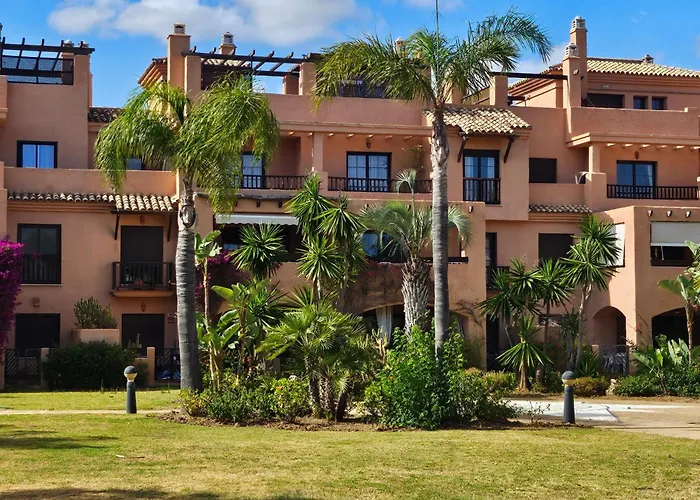 Lejlighed Modern 2br Second Line Marbella Beach, Pools And Paddle *