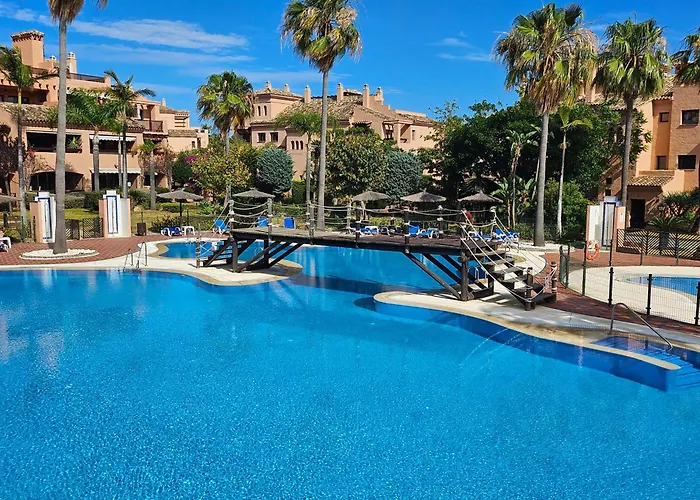 Lejlighed Modern 2br Second Line Marbella Beach, Pools And Paddle Estepona
