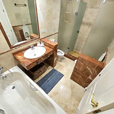 Modern 2br Second Line Marbella Beach, Pools And Paddle Estepona