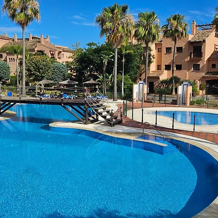 Modern 2br Second Line Marbella Beach, Pools And Paddle