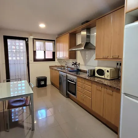 Modern 2br Second Line Marbella Beach, Pools And Paddle Estepona