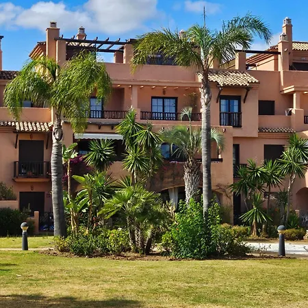 Apartamento Modern 2br Second Line Marbella Beach, Pools And Paddle *