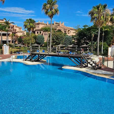 Apartamento Modern 2br Second Line Marbella Beach, Pools And Paddle Estepona